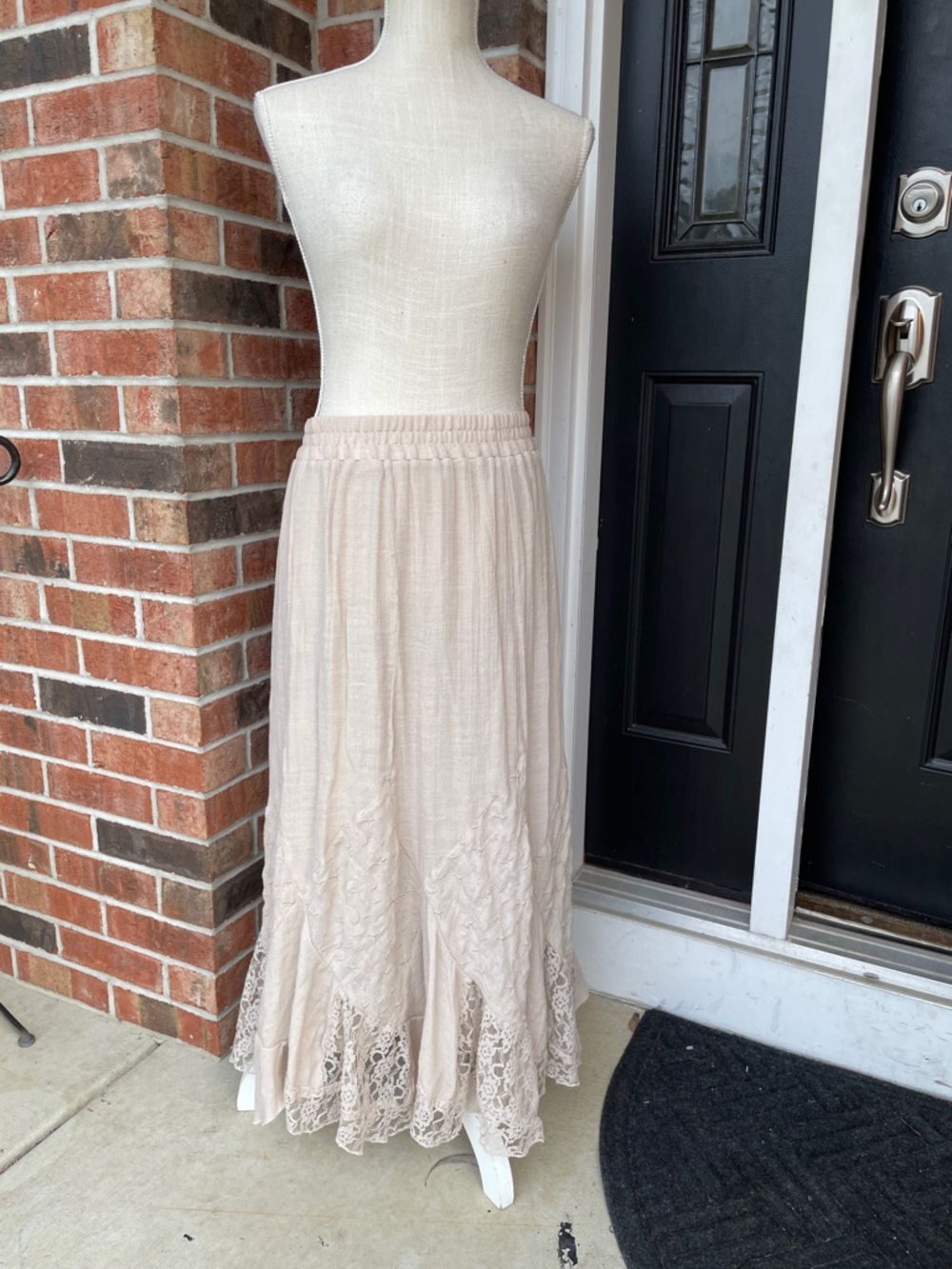 krazy kat Beige Maxi Skirt with Lace Hem